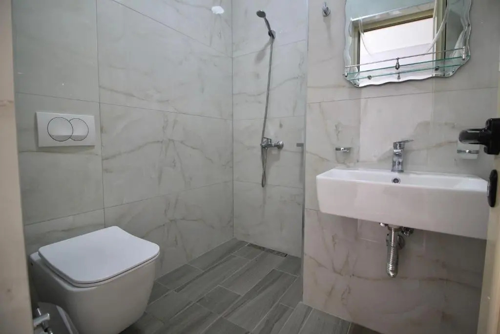 "Vision 4 Ksamil" Villa - Apartments and Rooms