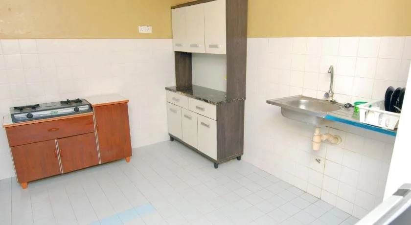 BayView Villa Condominium Apartment A