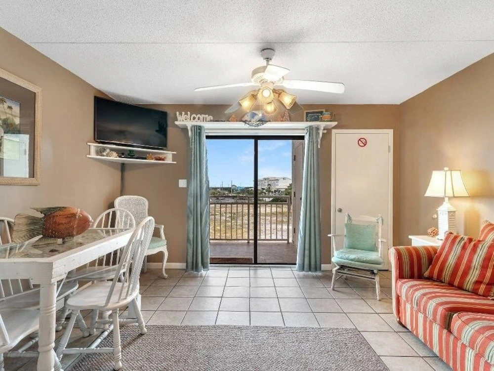 Sugar Beach 257 2 Bedroom Condo by Redawning