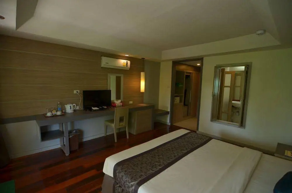 Nakara Long Beach Resort - SHA Extra Plus
