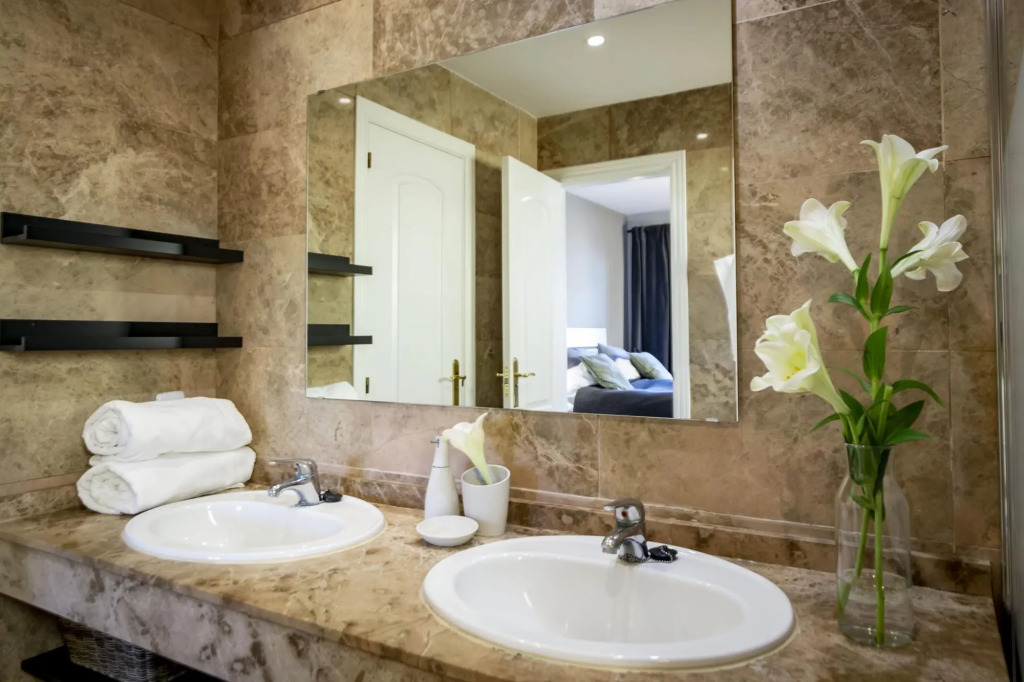 La-Beautiful 3 Bedroom Penthouse Close To Sea