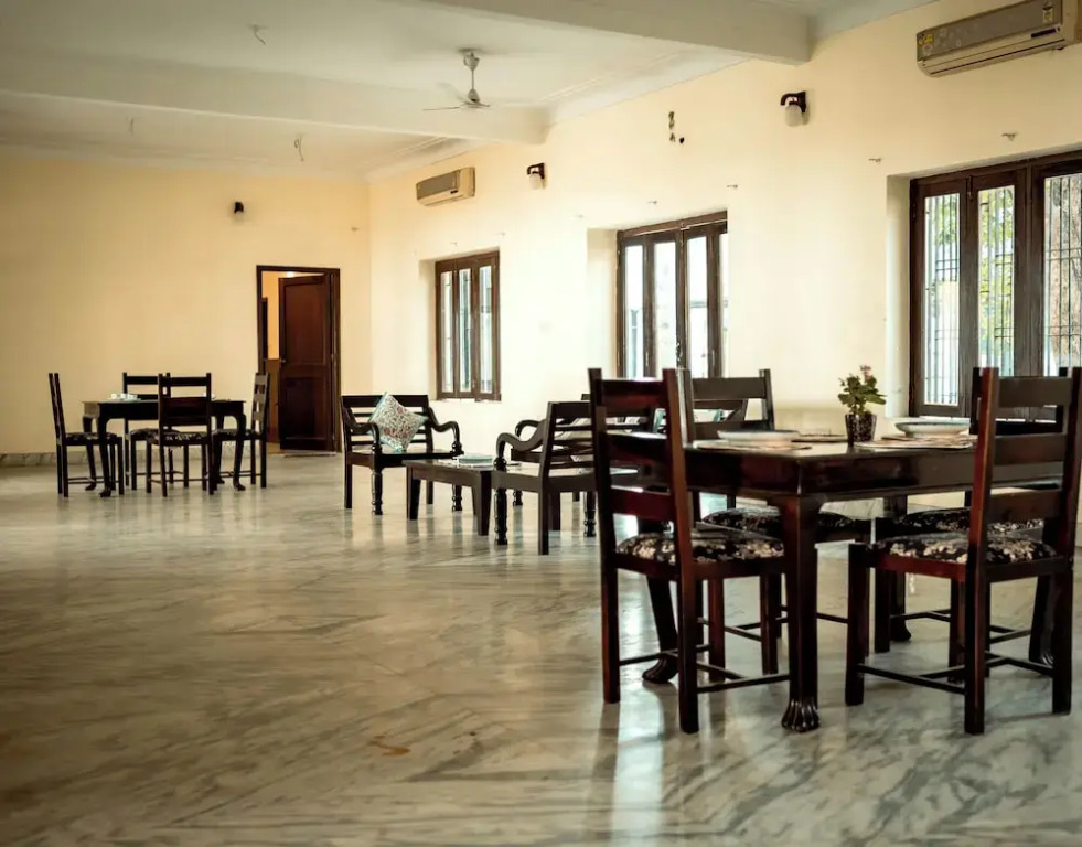 Urban Trippers Shamiyana Villa by Arindam
