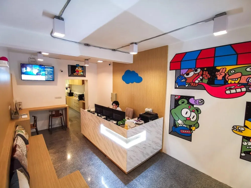 The Million Hostel 19