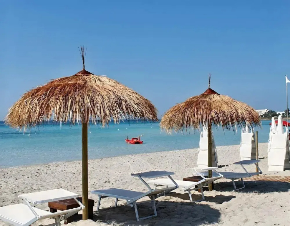 White Sand Private Villa Near The Sea, Wifi