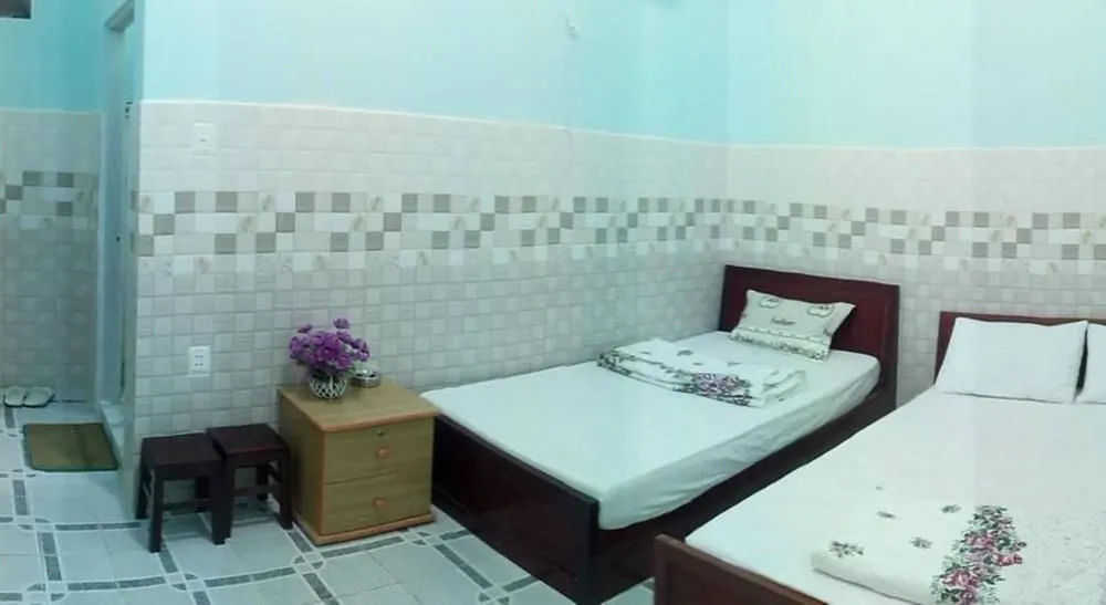 Vinh Lan Guesthouse