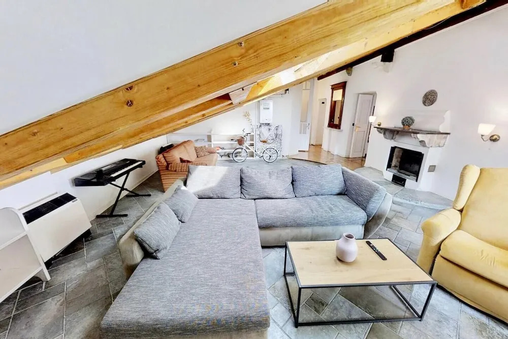 TriesteVillas Brand new attic - Old Town