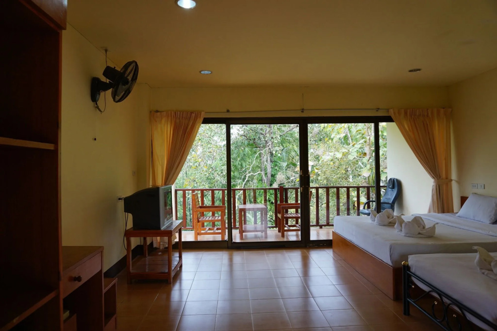 Green Hill Resort