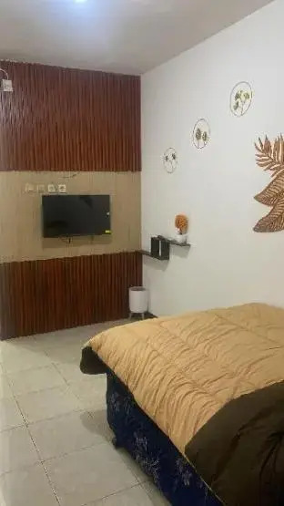 Rays Hotel & Residence