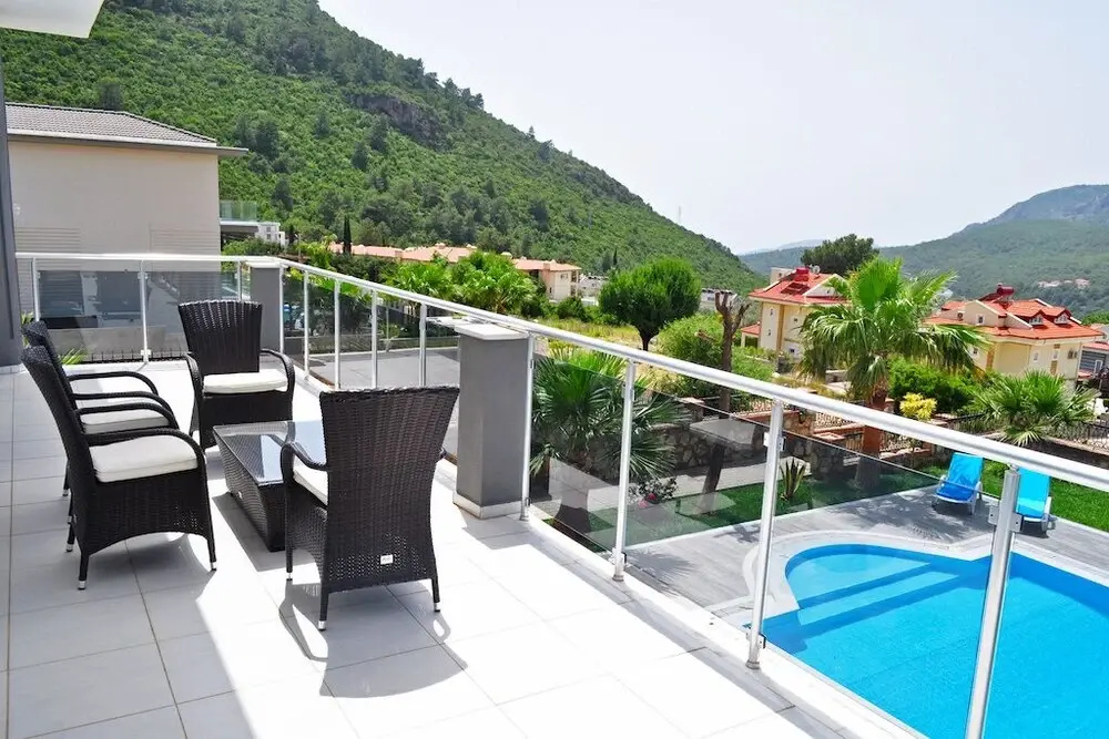 Heights Villa 3B