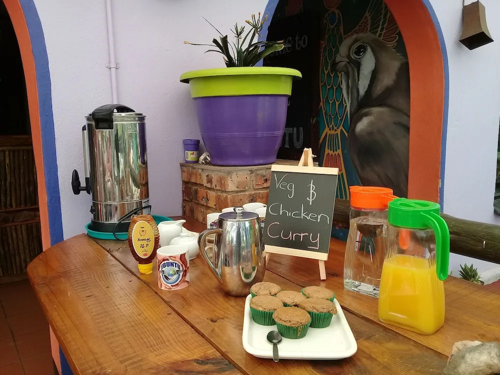 Stone Circle Lodge & Backpackers