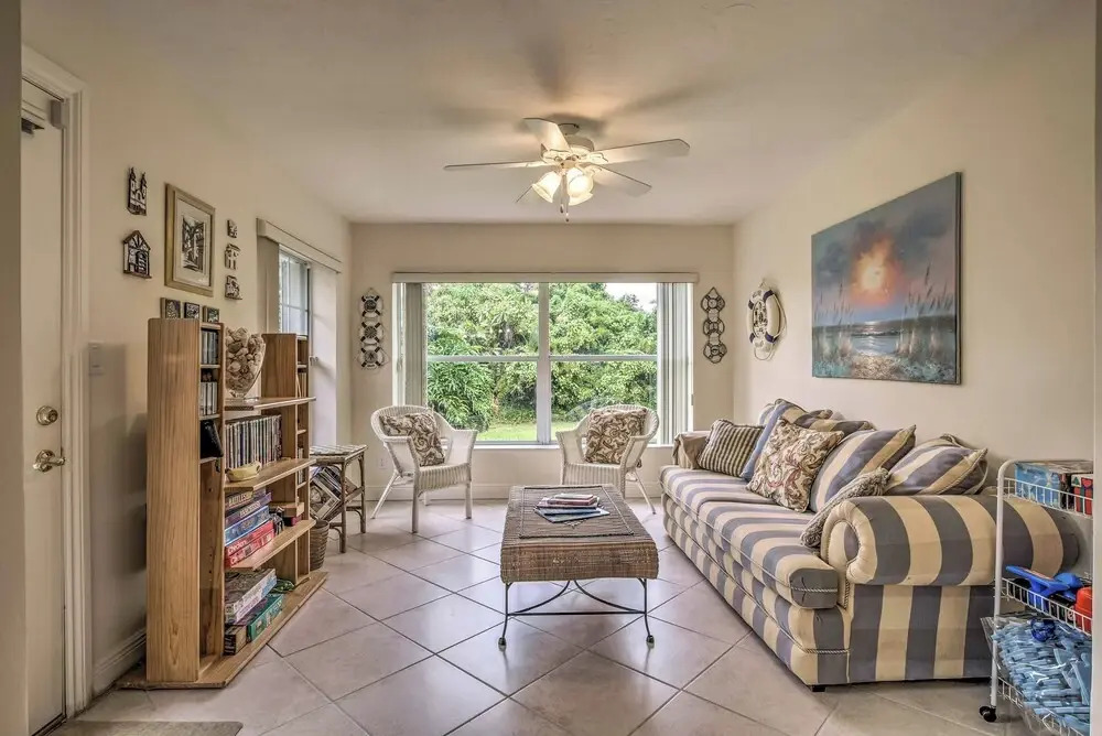 Spacious Naples Home < 1 Mi to Vanderbilt Beach!