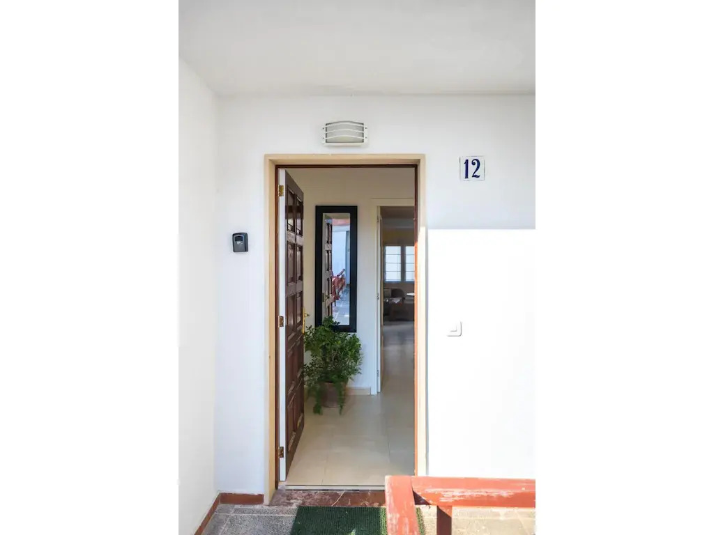 Nice renovated apartment 100 meters from the beach with Air Conditioning
