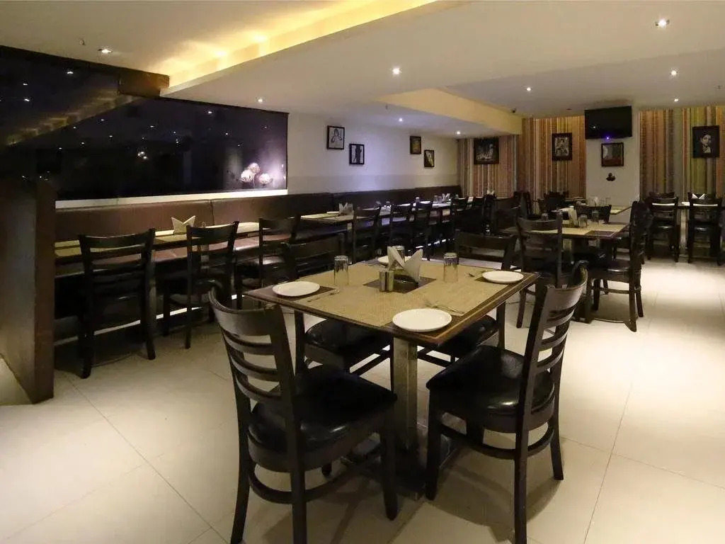 OYO 1653 M5 Hotel