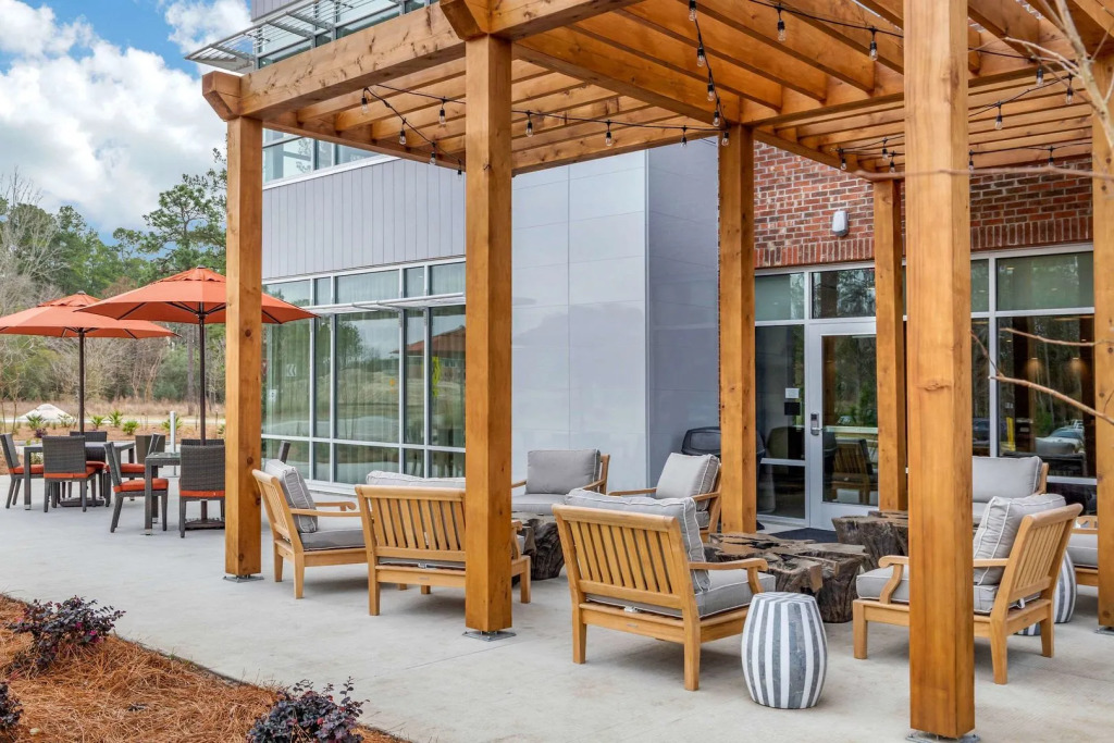 DoubleTree by Hilton Summerville Nexton