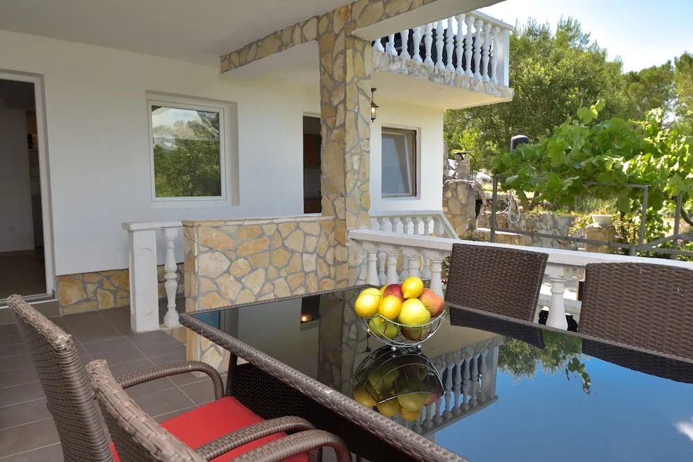 Apartmani Robi i Kristina