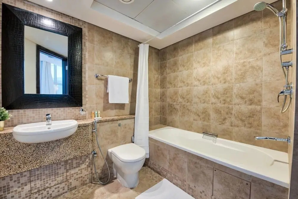 Luxury Apartment Steps Away From Everything!