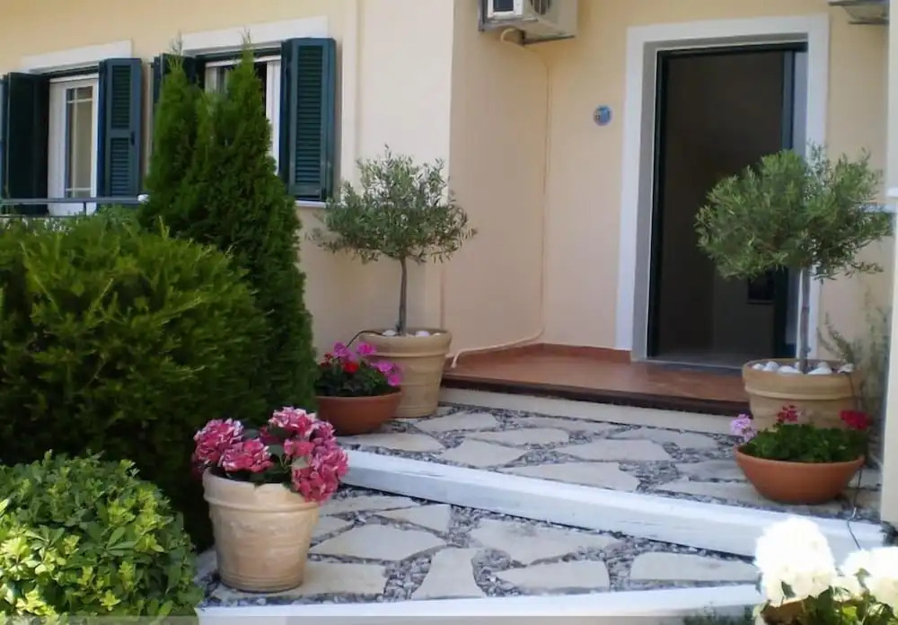 Katsenos studios