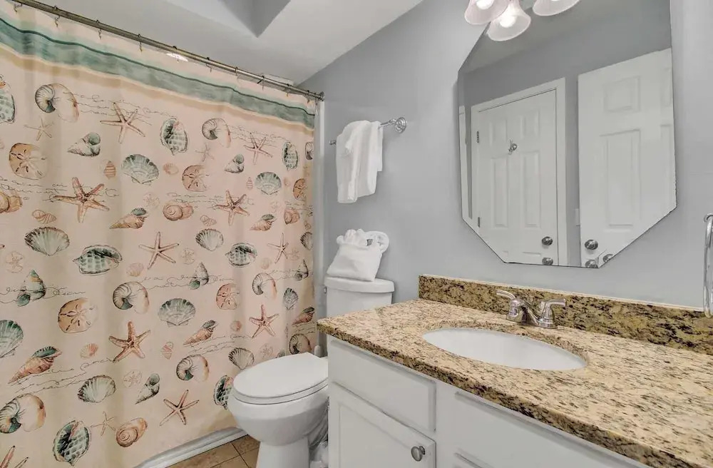 103 H Tidewater by Avantstay Walk to Beach Community Pool