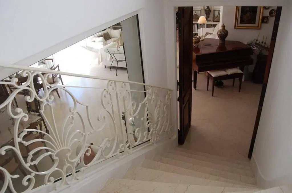 Juan Les Pins Near Cannes Beaches 18-20 Guests