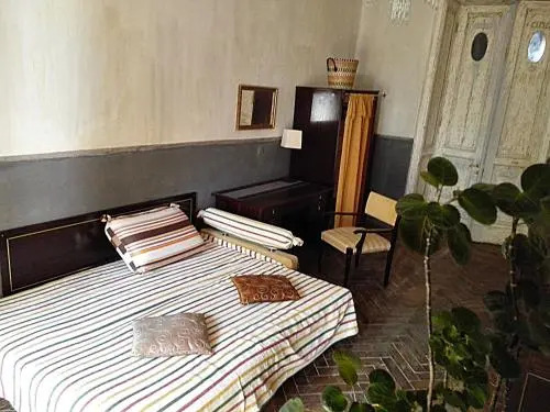 4ROOMS
