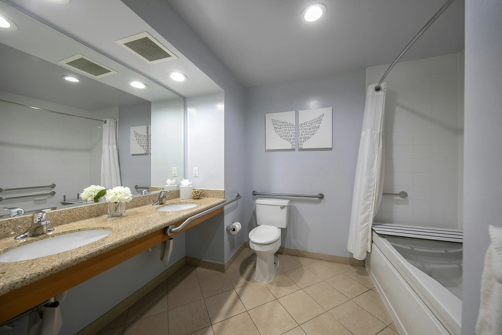 Avila Lighthouse Suites
