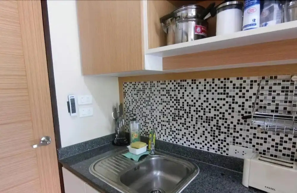 The Naithorn Condo Unit 401