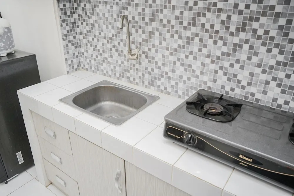 Fully Furnished Studio Easton Park Apartment