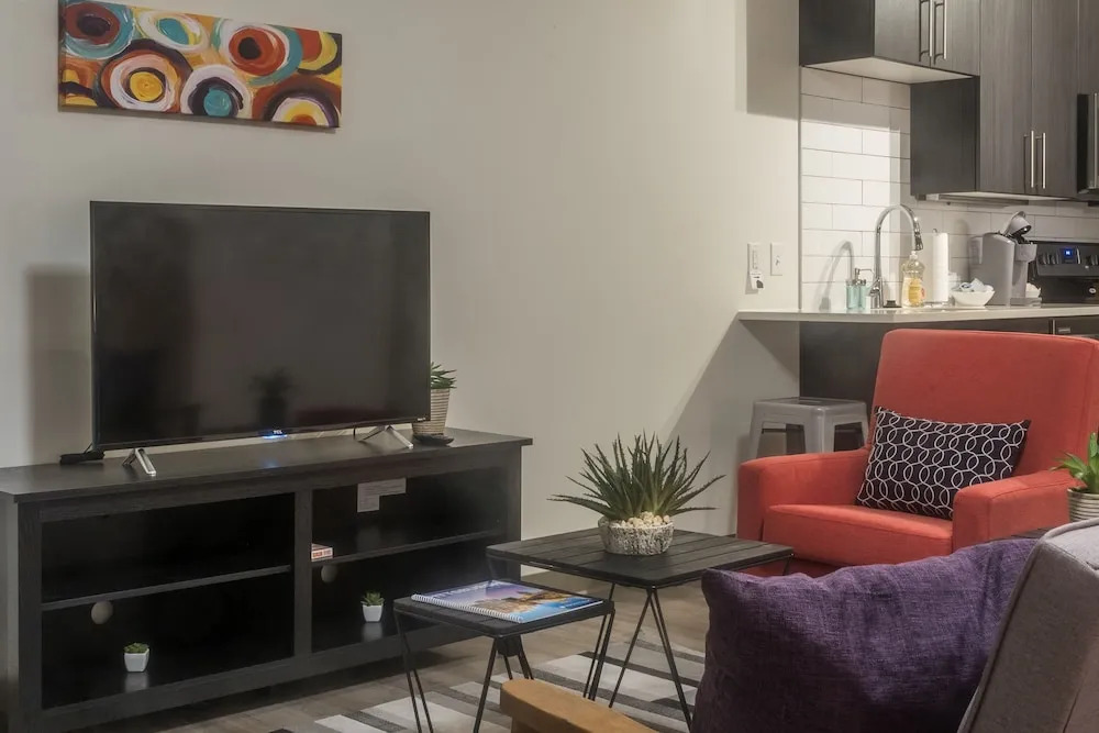 Lawrenceville Studio Apt near Butler St by Frontdesk
