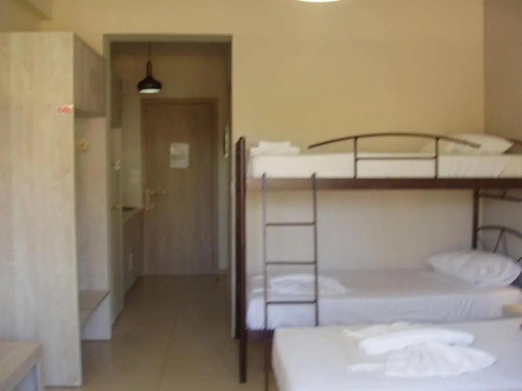 PARADISE APARTMENTS & SUITES