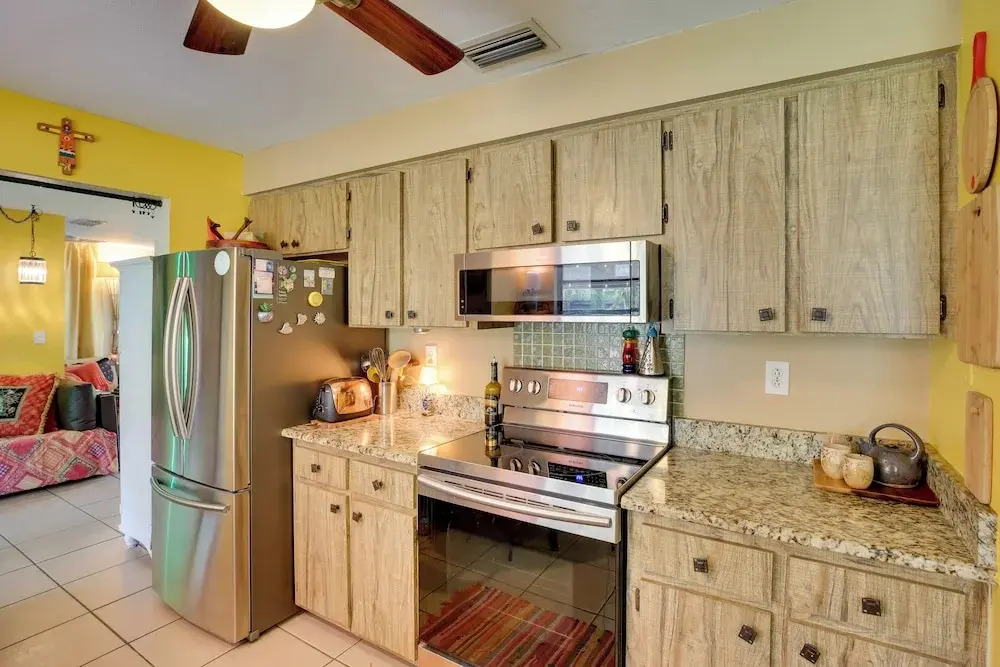 Boho-style Escape w/ Patio ~ 3 Mi to Bonita Beach!