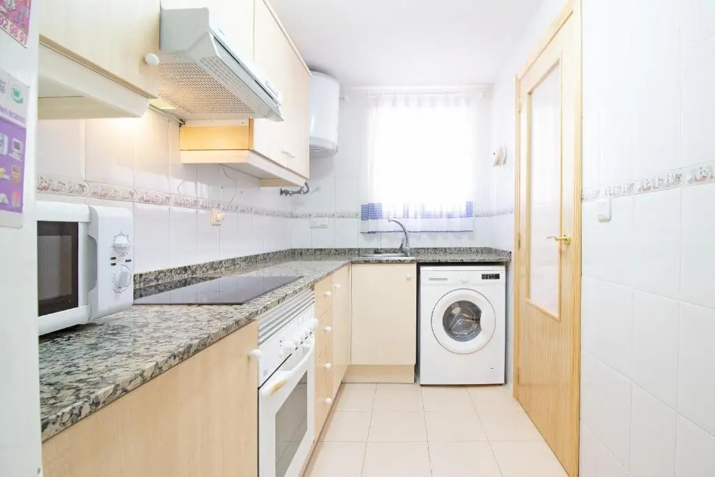 Global Properties, Apartamento con piscina en Residencial Brezo