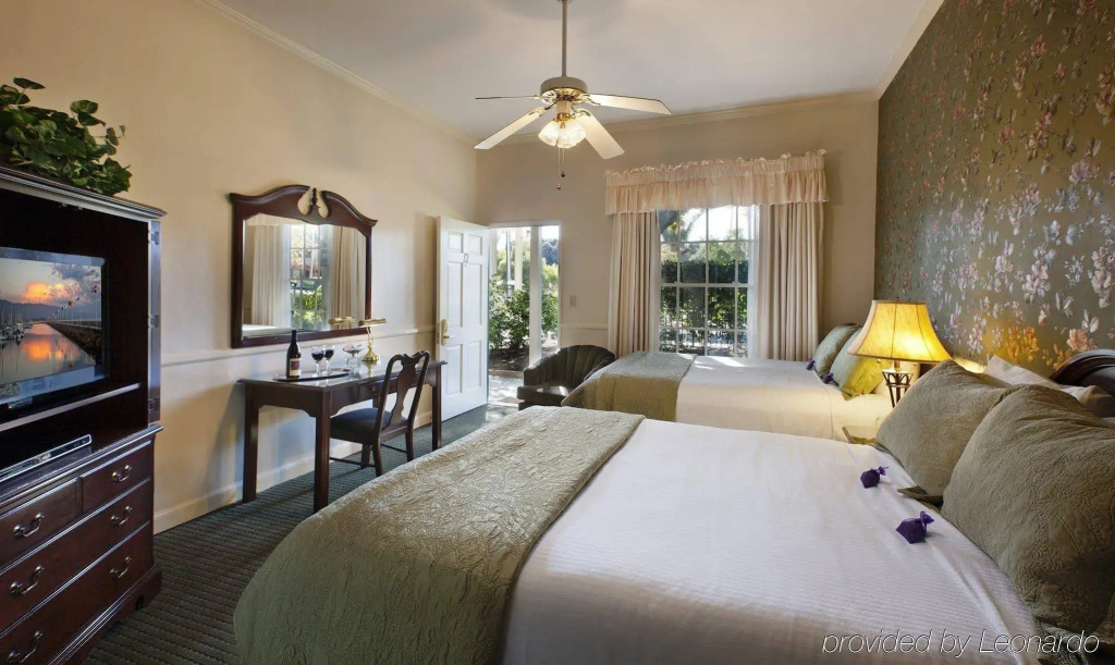 Lavender Inn by the Sea