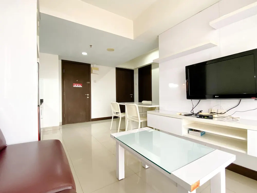 Comfort Stay And Homey 2Br Apartment At H Residence