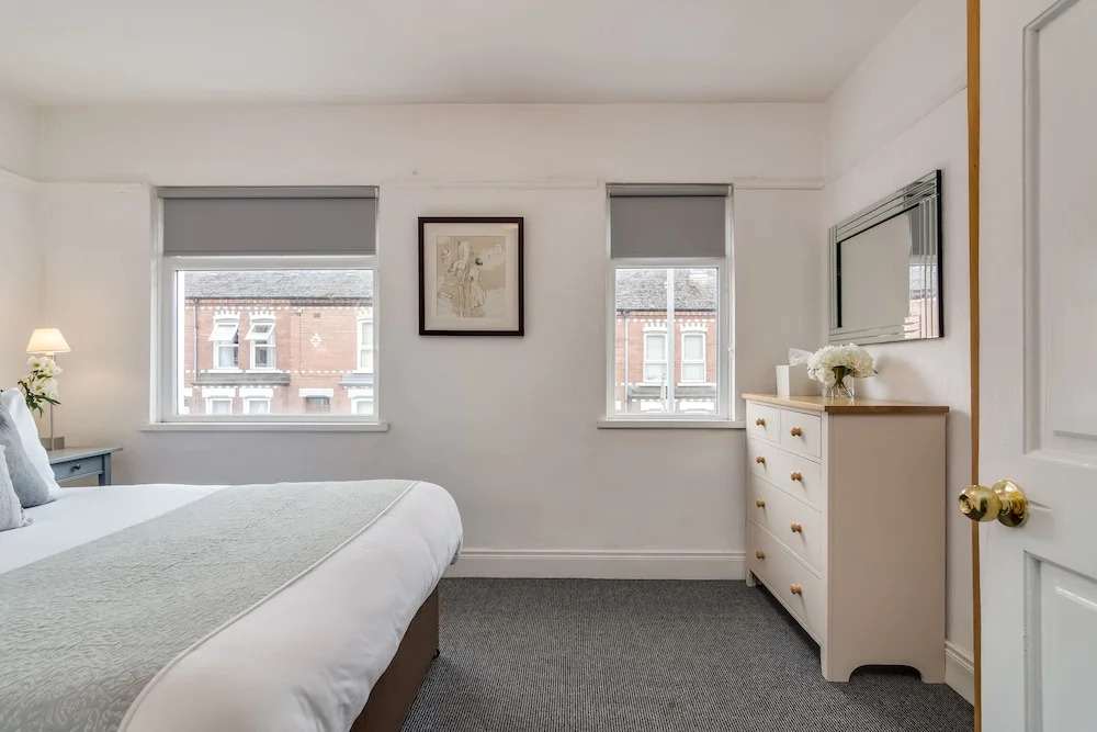Meadowbank Place