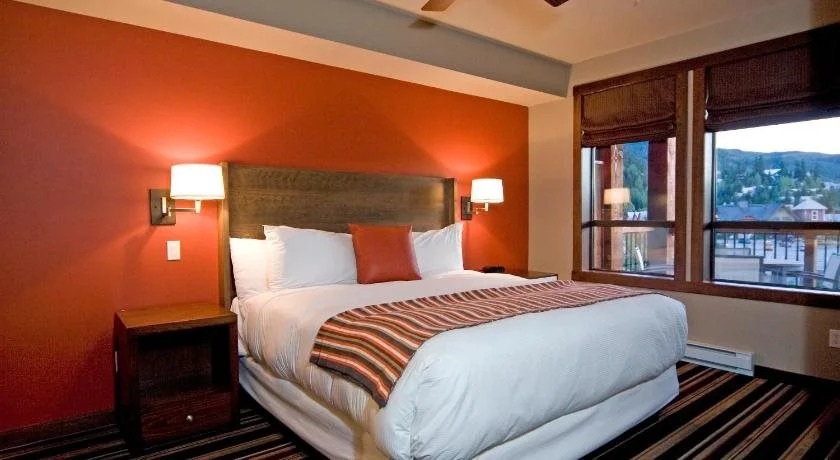 Lodging Ovations
