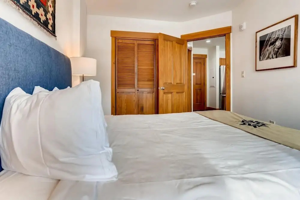 The Springs Premier 2 Br/2 Bath- Walk To Slopes 2 Bedroom Condo