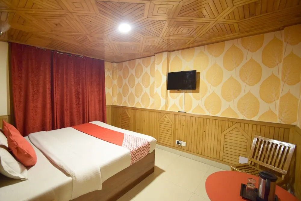 OYO Flagship 35976 Hotel Majestic