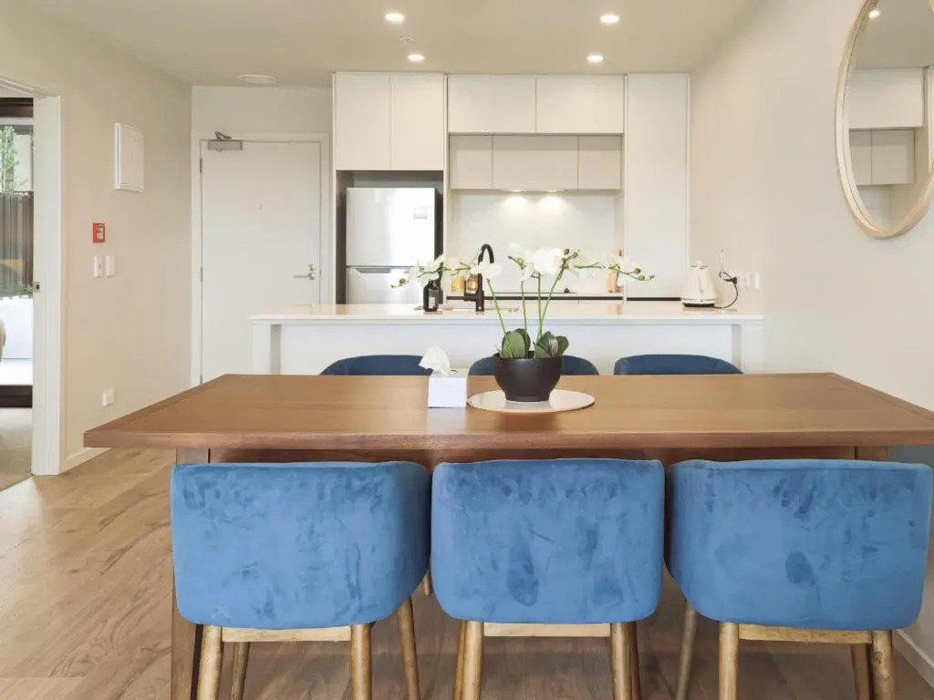 Luxurious 2 bedroom apartment Free secure parking