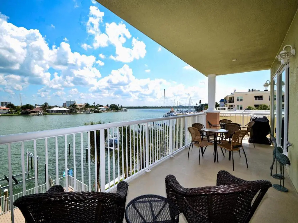 Sandpiper's Cove 303 Waterfront 3 Bedroom 2 Bathroom - Sandpiper's Cove 23146