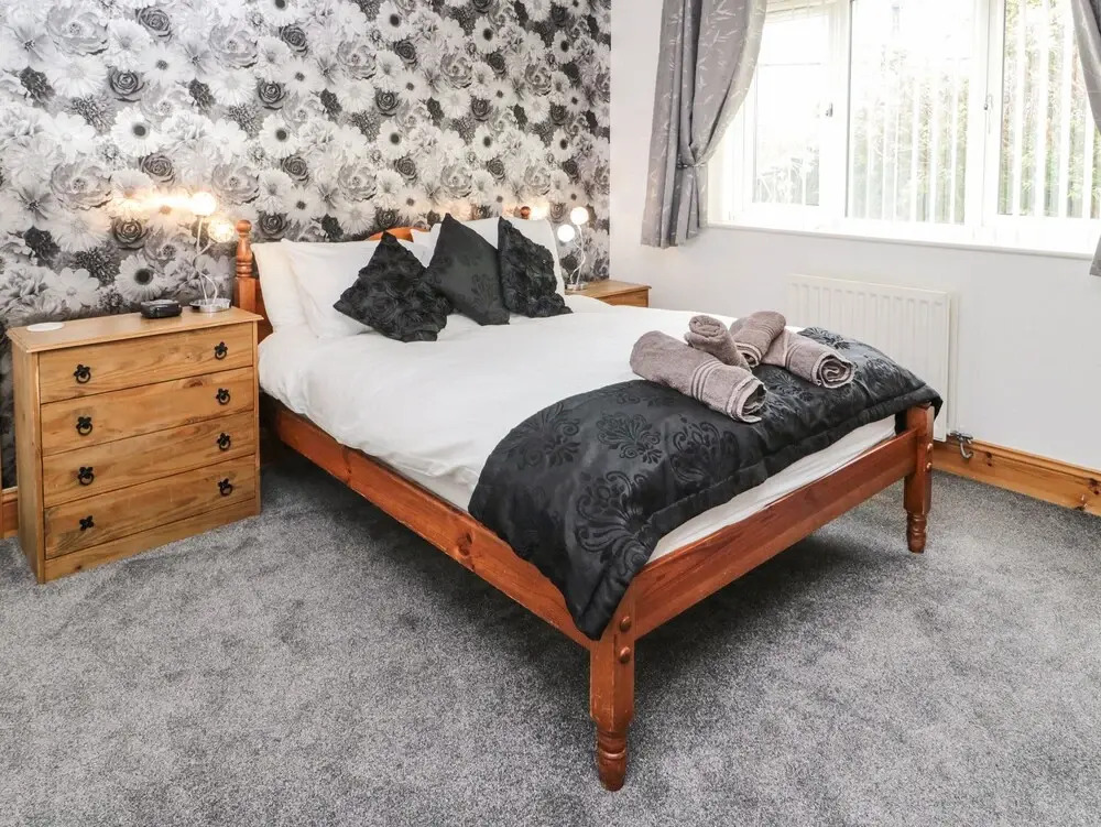 Waters Edge Holiday Home