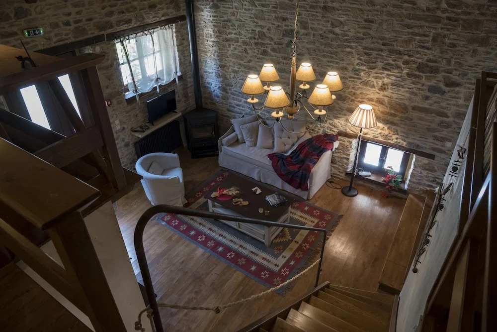 Paradosiako Saratsi - Traditional Guest House