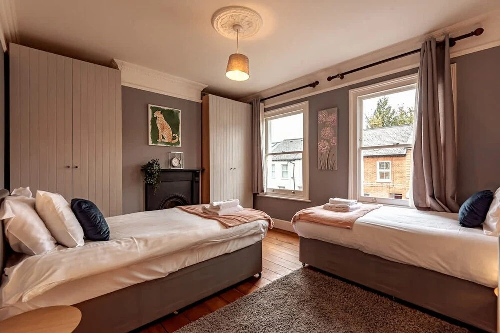 Cosy Reading Home - Superfast Wifi Private Garden