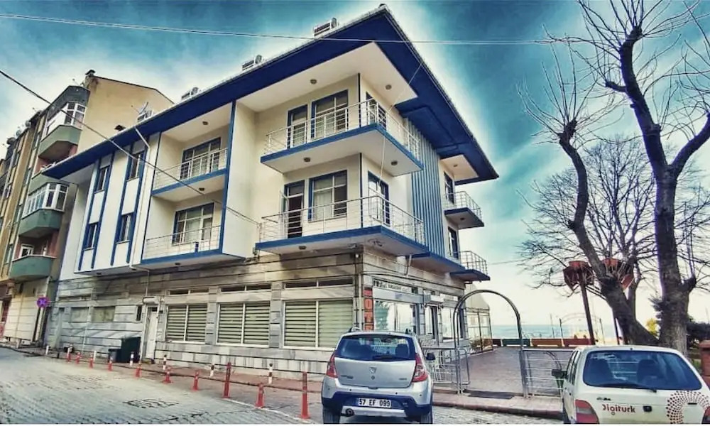 Saymoz Hotel