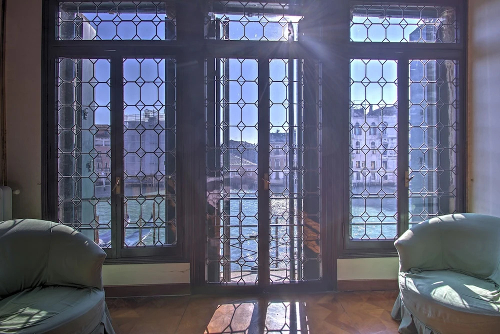 RABOSO Grand 9-windows
