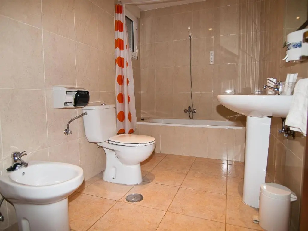 HOSTAL La MARAVILLOSA DE VALDERAS