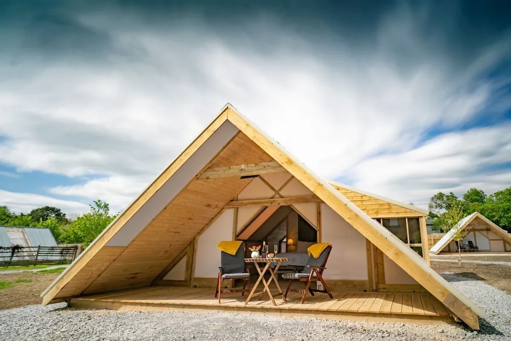 Killarney Glamping at the Grove, Suites and Lodges