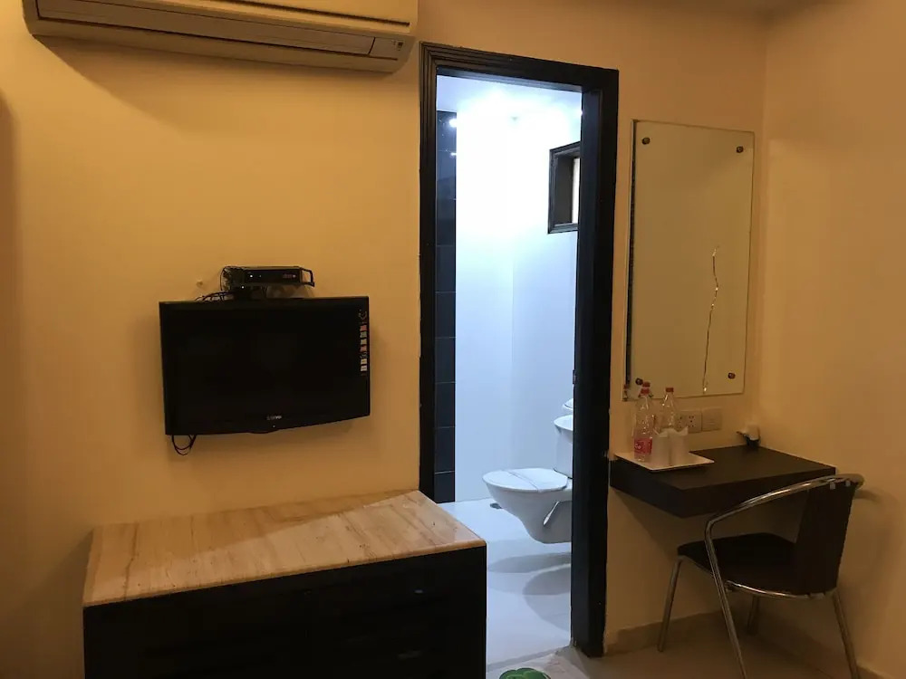 Hotel Nand Kartar Orchid Suites