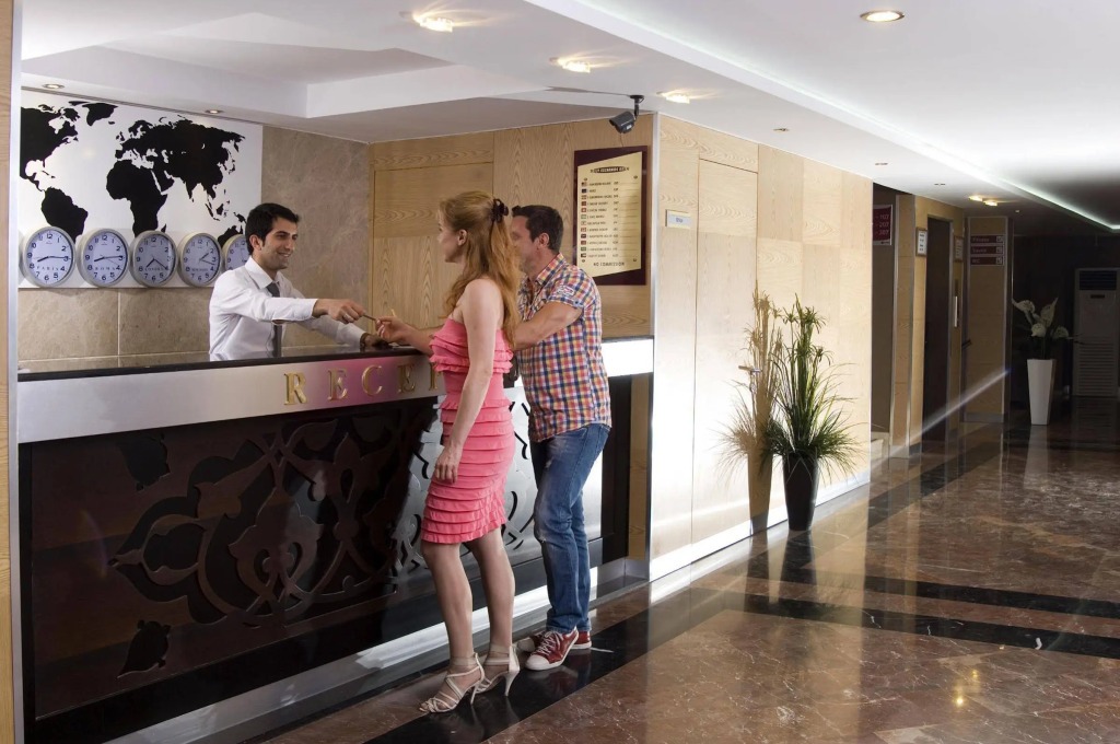 Supreme Hotel