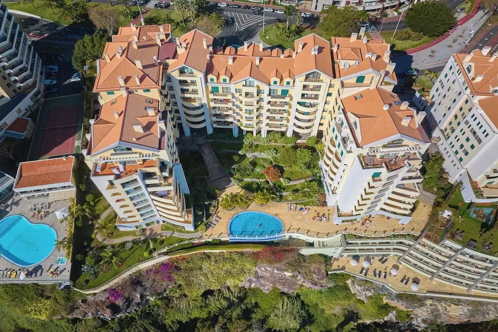 IVIS Home By HR Madeira