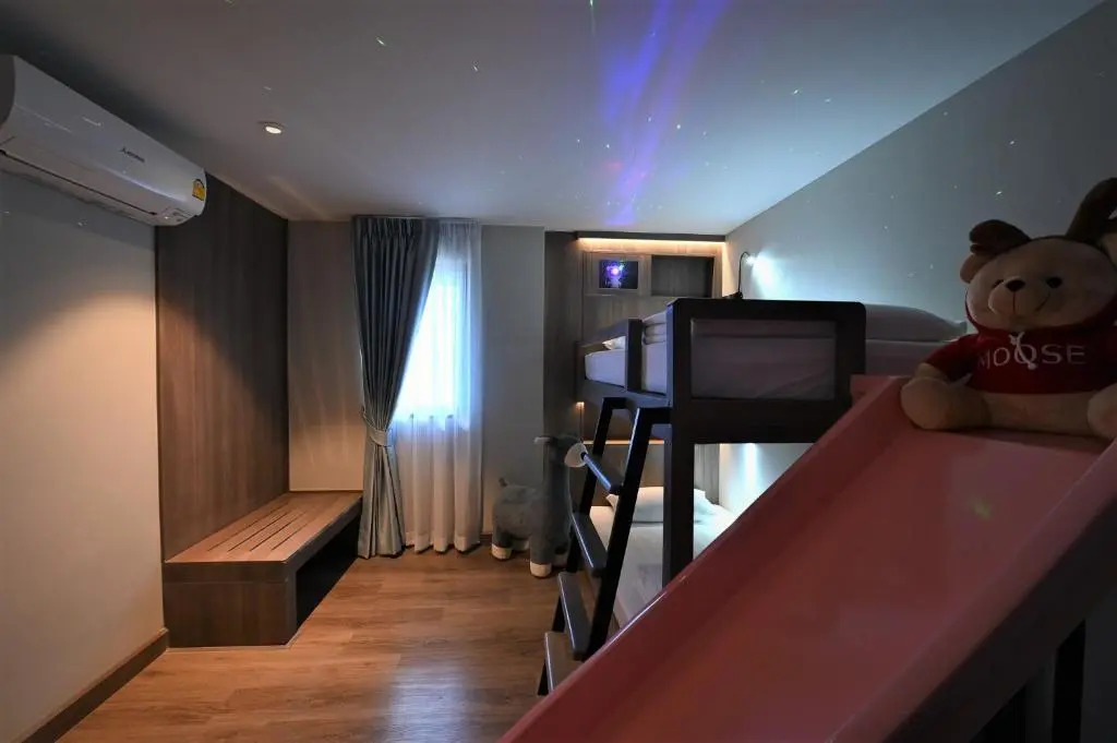 Moose Hotel Nimman